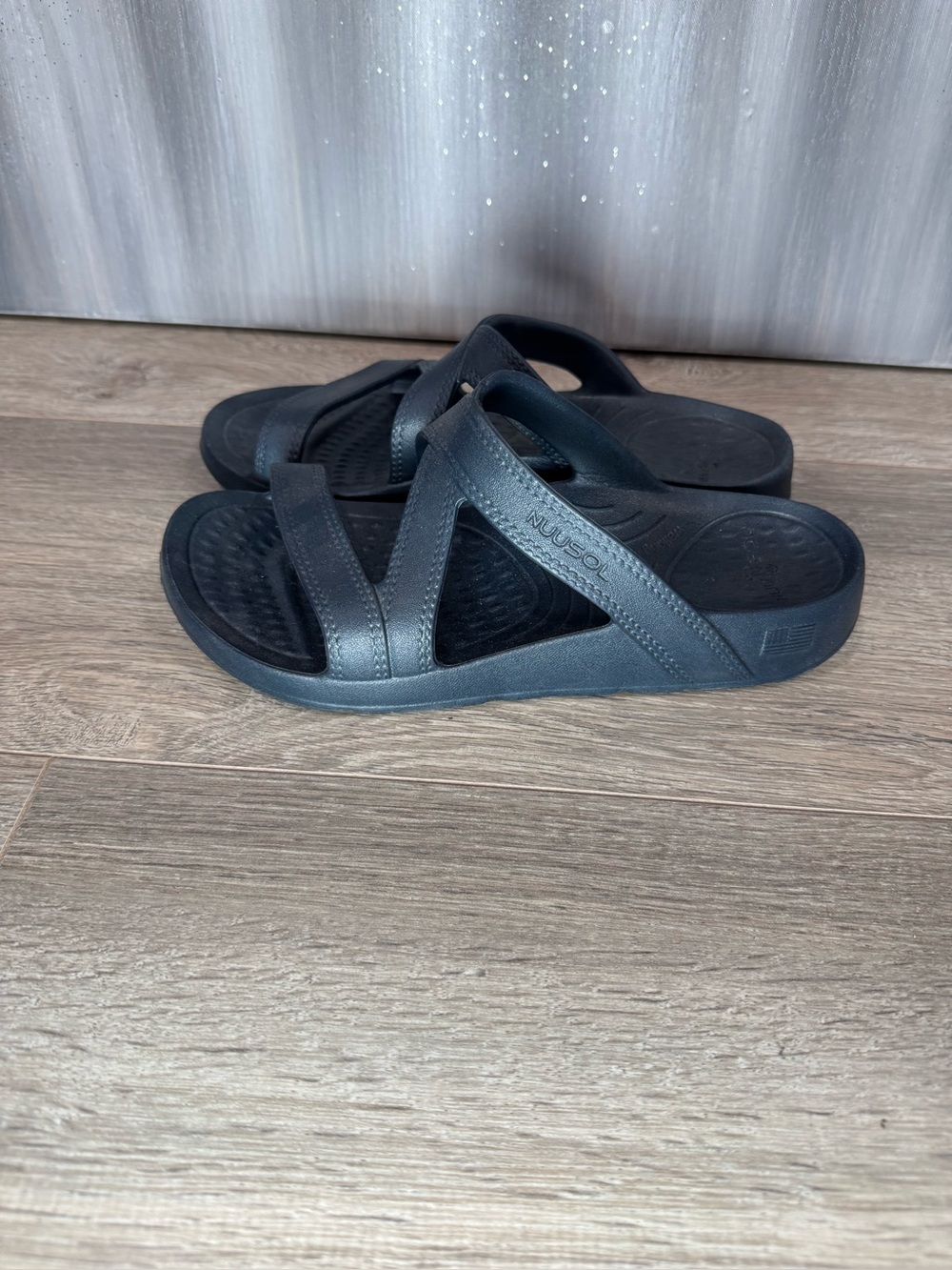 NuuSol Women’s Hailey Recovery Slide Navy